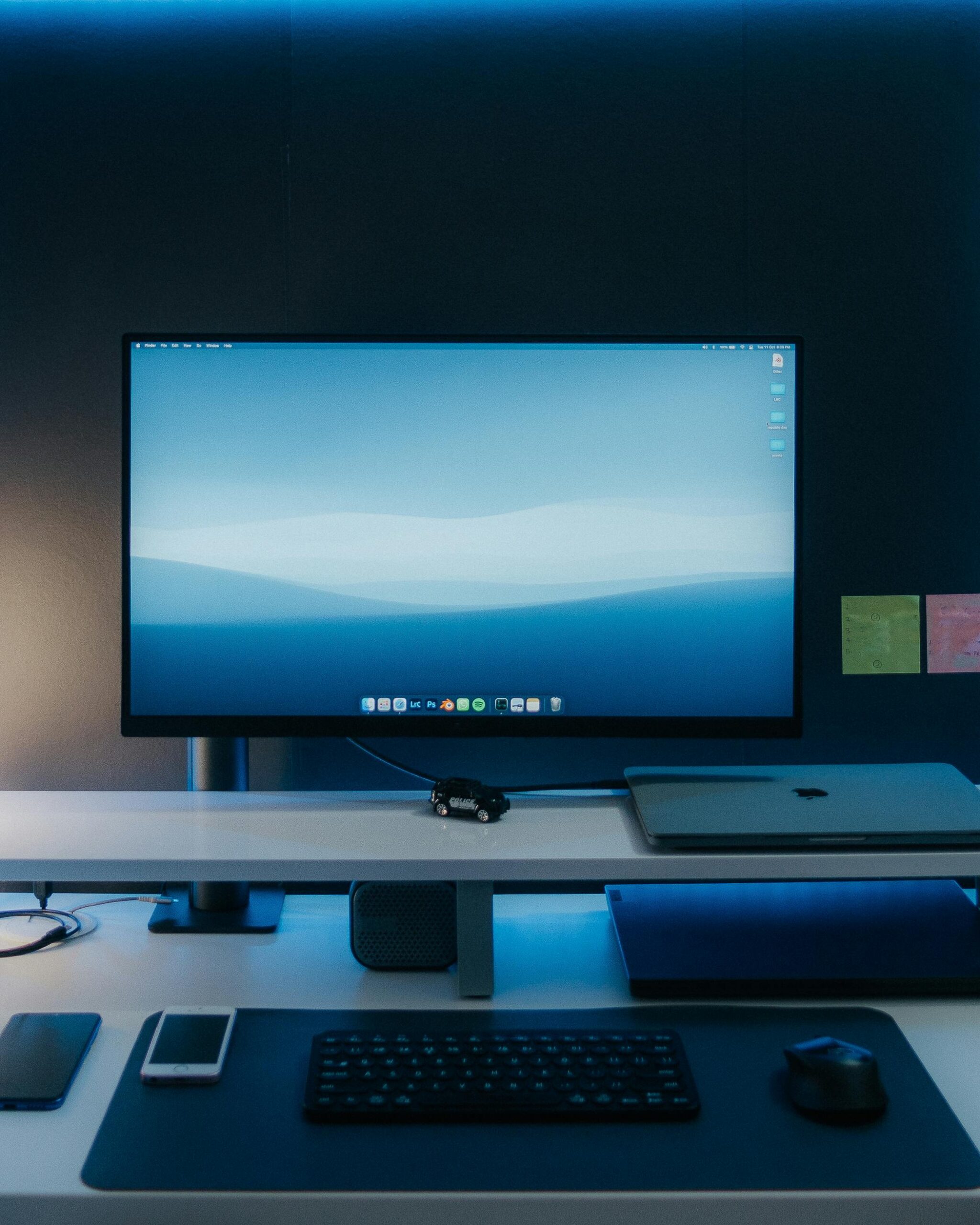 Laptop Accessories for Remote Workers: Must-Haves for 2025